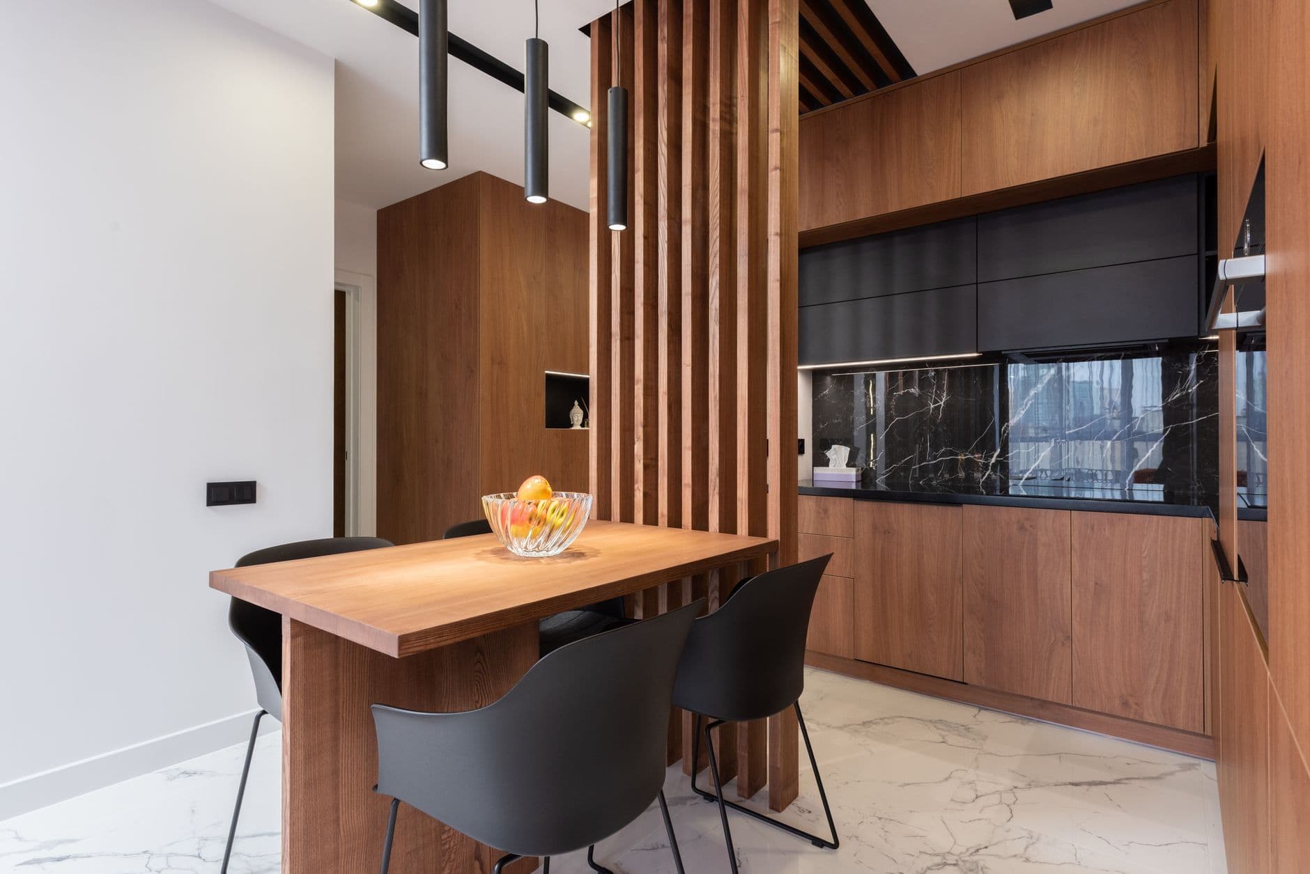 Statement lighting over the dining table: how to get the height, spacing and fixture right