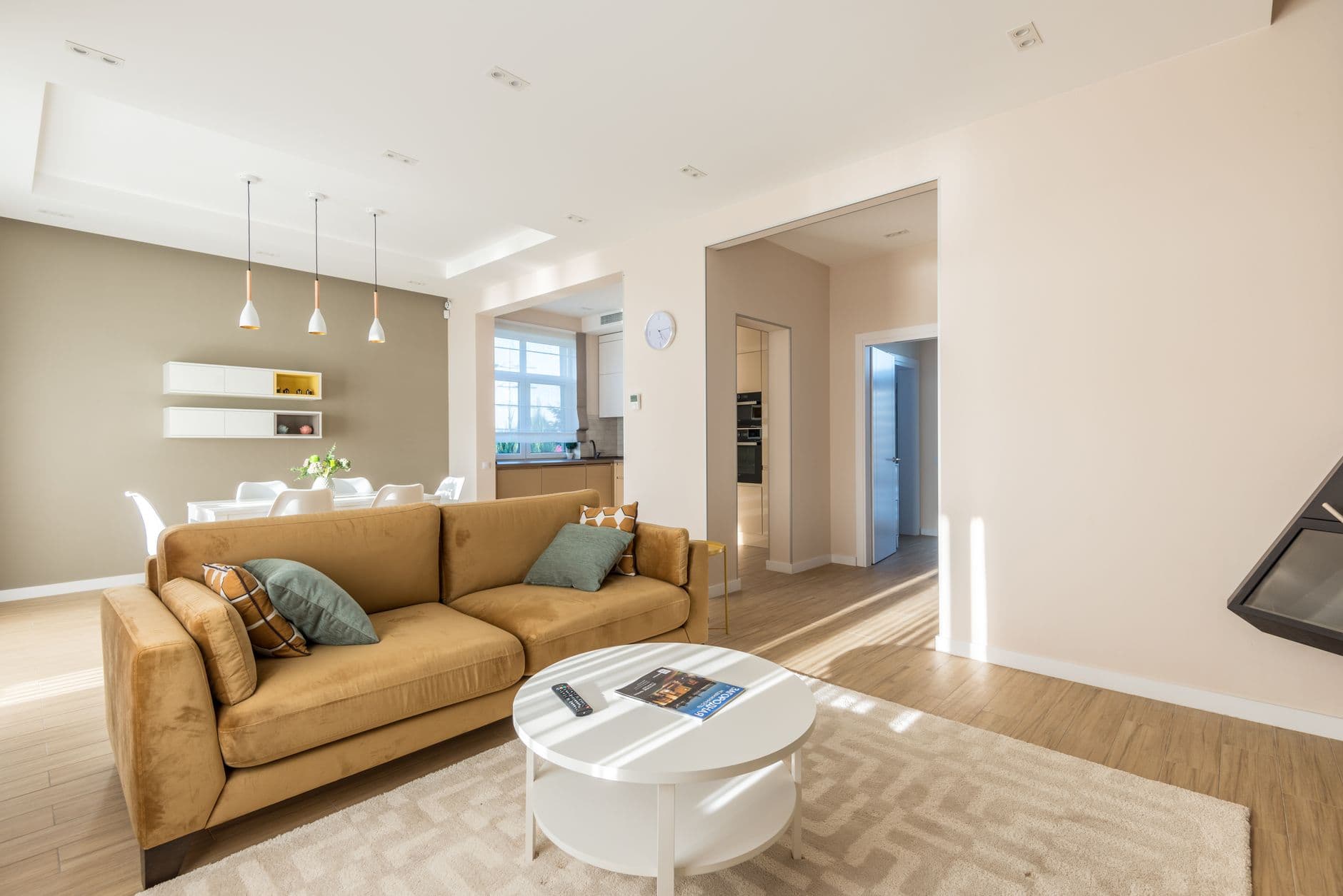 How to Build a Warm Neutral Palette That Actually Works